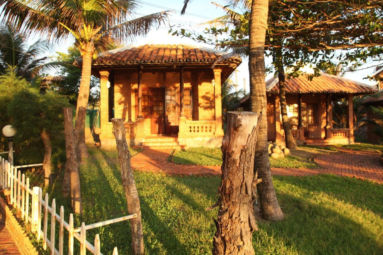 Blue Sailing Resort - Canh Buom Xanh Xom Tram Exteriör bild