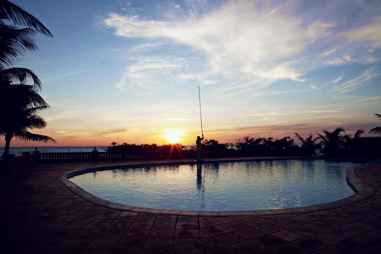 Blue Sailing Resort - Canh Buom Xanh Xom Tram Exteriör bild